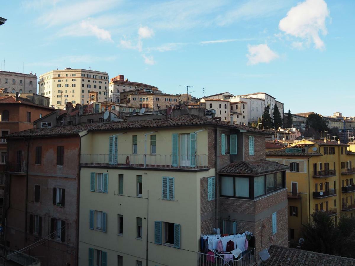 Trompe L'Oeil Lägenhet Perugia Exteriör bild